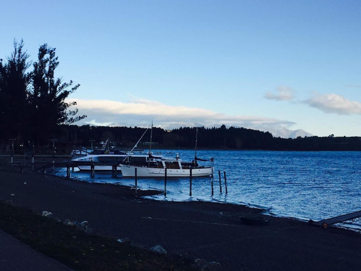 Holiday Home In Beautiful Te Anau Bagian luar foto